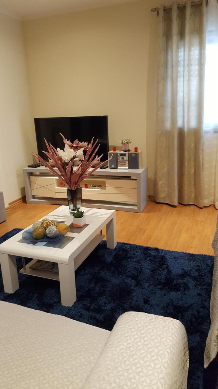מינדלו Private Apartament Celestina & Carlos מראה חיצוני תמונה